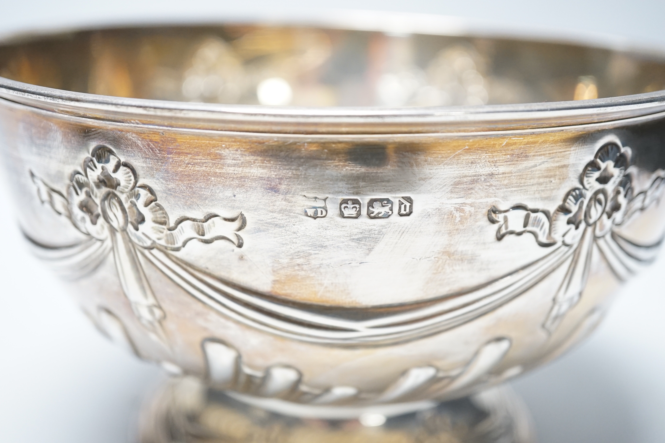 A late Victorian demi-fluted silver pedestal rose bowl, James Deakin & Sons Ltd, Sheffield, 1896, diameter 19.4cm, 10.6oz.